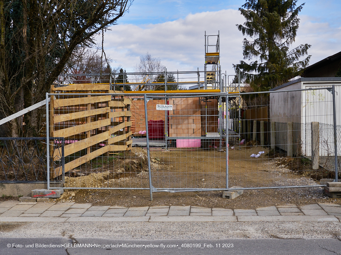 11.02.2023 - Baustelle Niederalmstraße 16 in Neuperlach